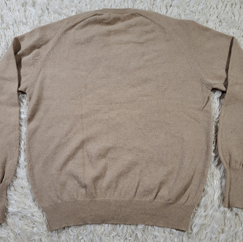 J. McInerney, Ltd. Lambswool V-Neck Sweater Made in Hawick Scotland Size 46 - Picture 11 of 15